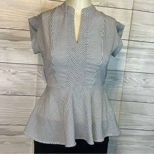 Sm.  Monteau Los Angeies top  (nwt)